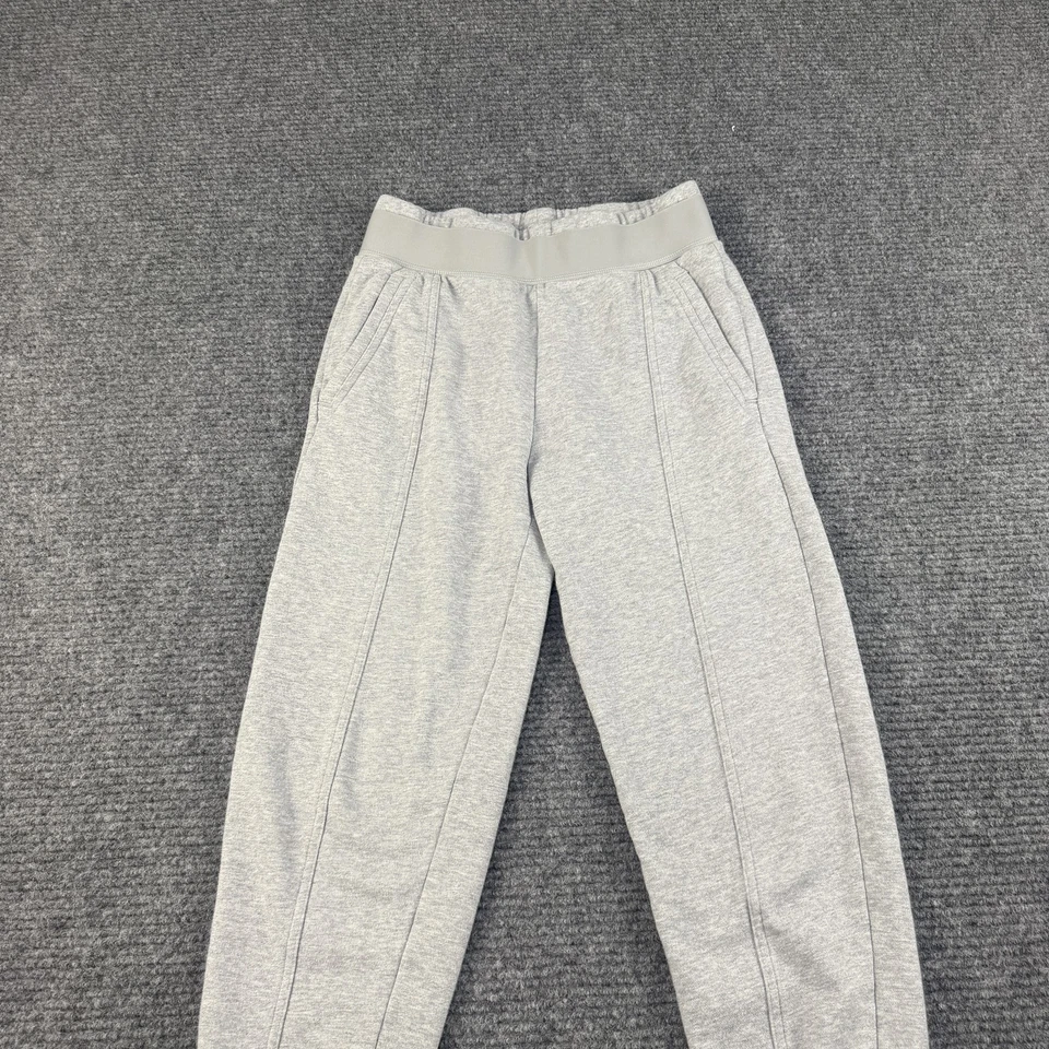Pantalones deportivos Adidas Stella McCartney para mujer pequeños grises con logotipo Foto 2 de 4