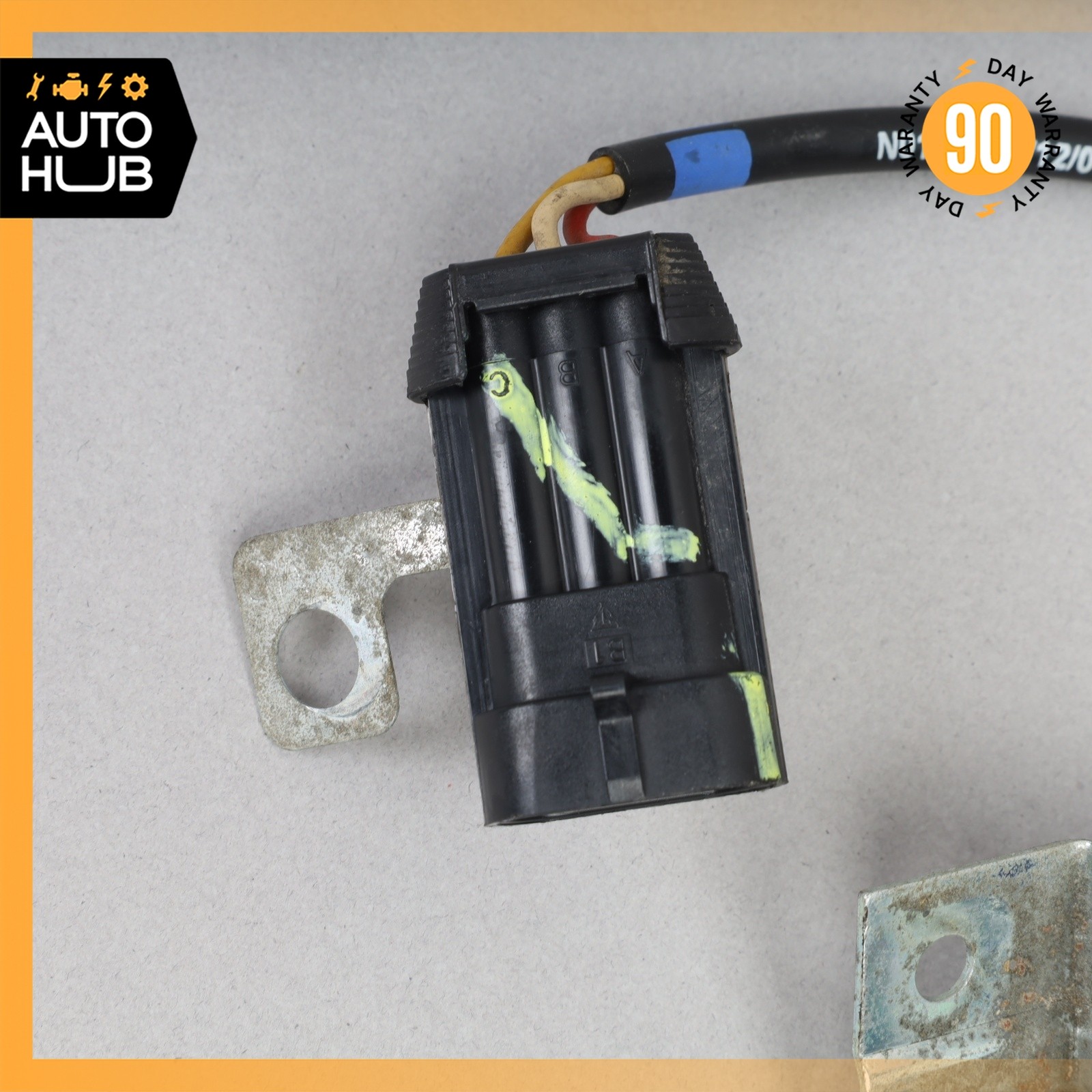 02-19 Maserati GranTurismo Coupe 4200 Vertical Acceleration Sensor 232082 OEM