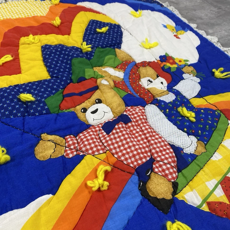 MANTA EDREDÓN CUNA BEBÉ VINTAGE AÑOS 70 80 EDREDÓN OSO CONEJO FLORES ARCO IRIS Foto 2 de 4