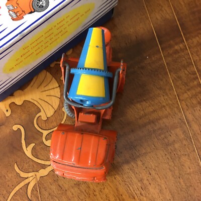 Dinky Supertoys 960 – Camion Bétonnière – échelle 1:43 – Occasion