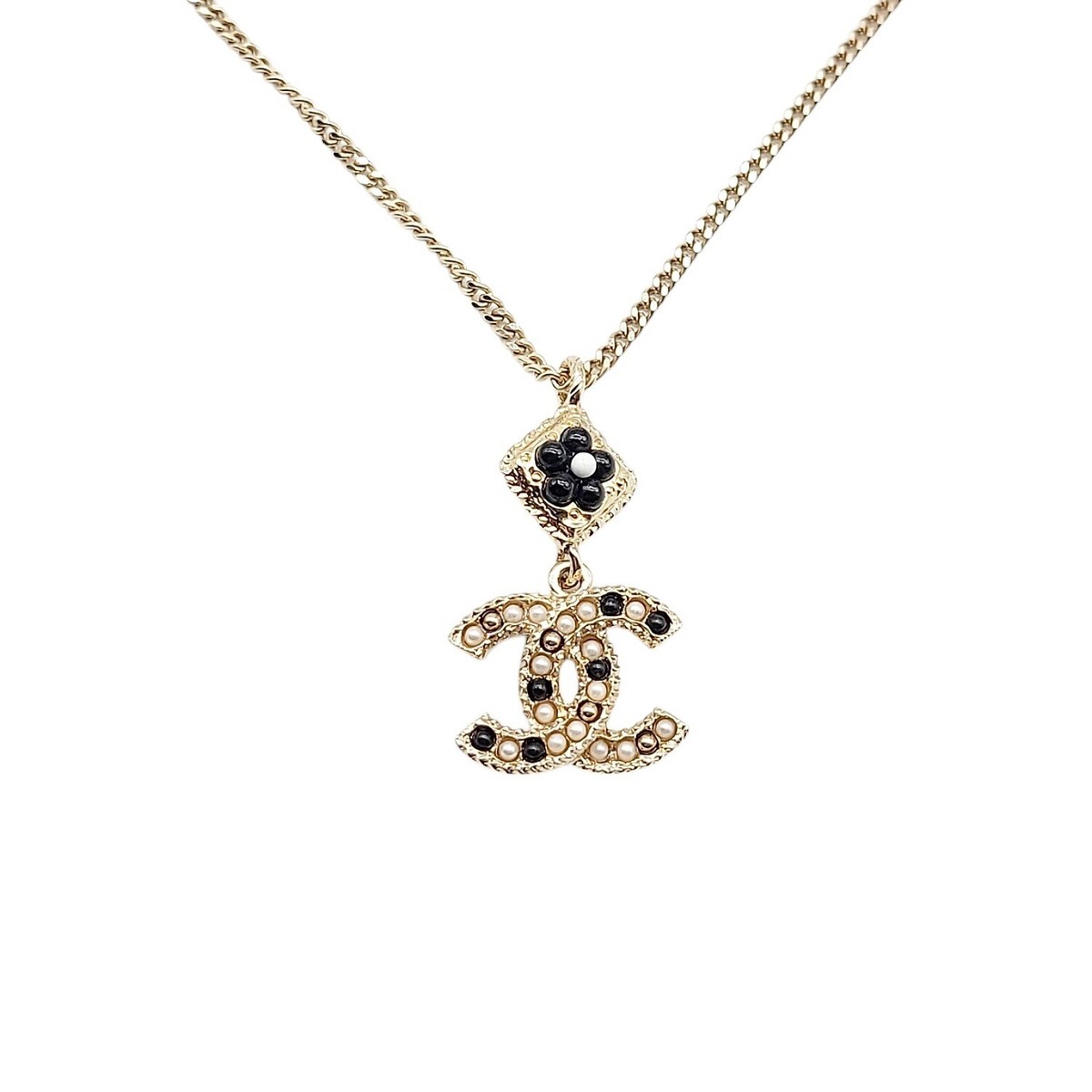 Chanel CC Logo With Flower Black Bead Faux Pearl Necklace | eBay