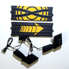 Life Like terminal 9in track 2 controllers 9in crossover slot car track