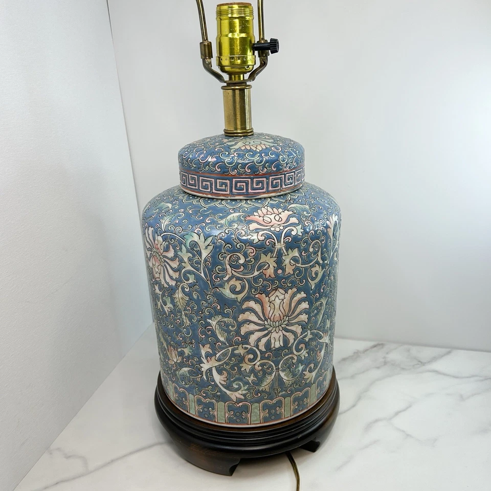 Vtg Frederick Cooper Ginger Jar Lamp Famille Rose Hand-Painted Ceramic 24 In - Image 3 of 4
