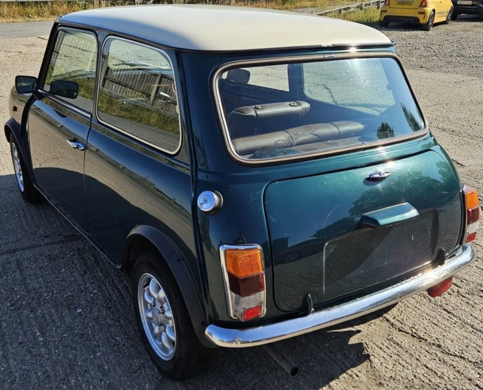 1995 ROVER MINI MAYFAIR 1.3 PETROL MANUAL BREAKING WHOLE CAR ALL PARTS AVAILABLE - Image 4 of 4