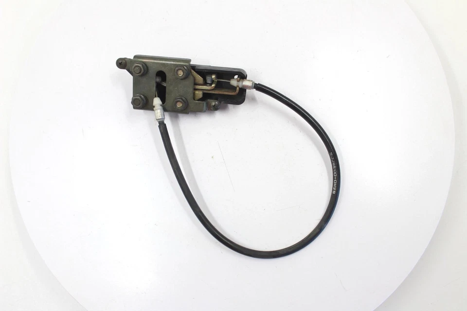 2001 YAMAHA YZF R1 FABRICANTE DE EQUIPAMENTO ORIGINAL CONJUNTO DE TRAVA DE ASSENTO DE PASSAGEIRO TRASEIRO - Imagem 2 de 4