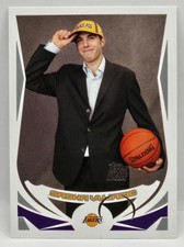 04-05 Topps Sasha Vujacic Rookie Card (Los Angeles Lakers) #247