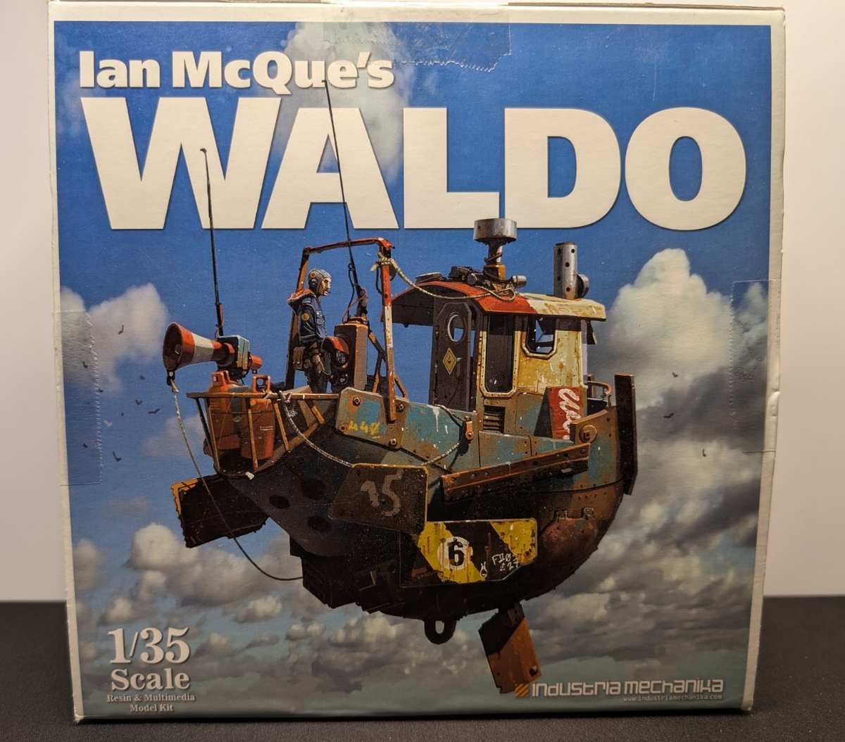 Industria Mechanika Ian McQue's Waldo 1/35 Resin and Multimedia