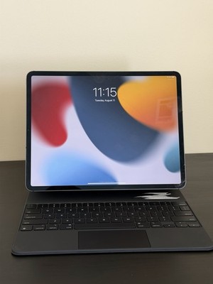 ipad Pro 12.9 4th Gen 512gb Wifi And Cellular With Apple Magic Keyboard