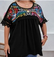 Shein curve 3xl short sleeve crochet hem bohemian embroidered tunic black floral