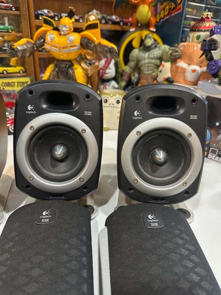 Logitech Z560 Z-560 Four of satellite speakers, in Good working condition - Image 4 of 4