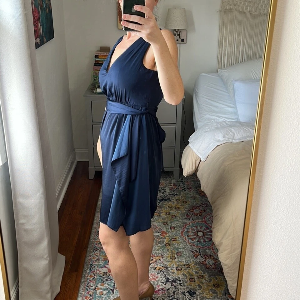 Vestido BCBGMAXAZRIA Cahya Azul Sin Mangas Satinado Espalda Abierta Talla 4 Pequeño Foto 4 de 4