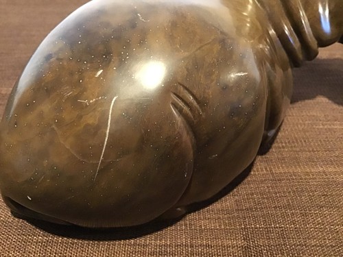 HEAVY STONE HIPPO SCULPTURE STAMPED SNK051. 21CM LENGTH. SOME SCRATCHES. - Picture 4 of 6