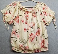 NEW New York & Company Top Womens Medium M Floral Short Slit Sleeve Off Shoulder