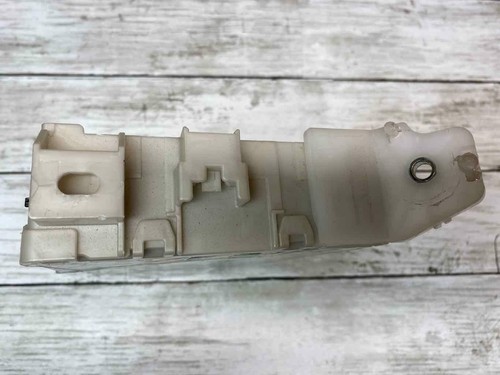 Toyota Corolla junction block 20 21 inside cabin fuse relay box OEM 8273012N90 - Picture 5 of 7
