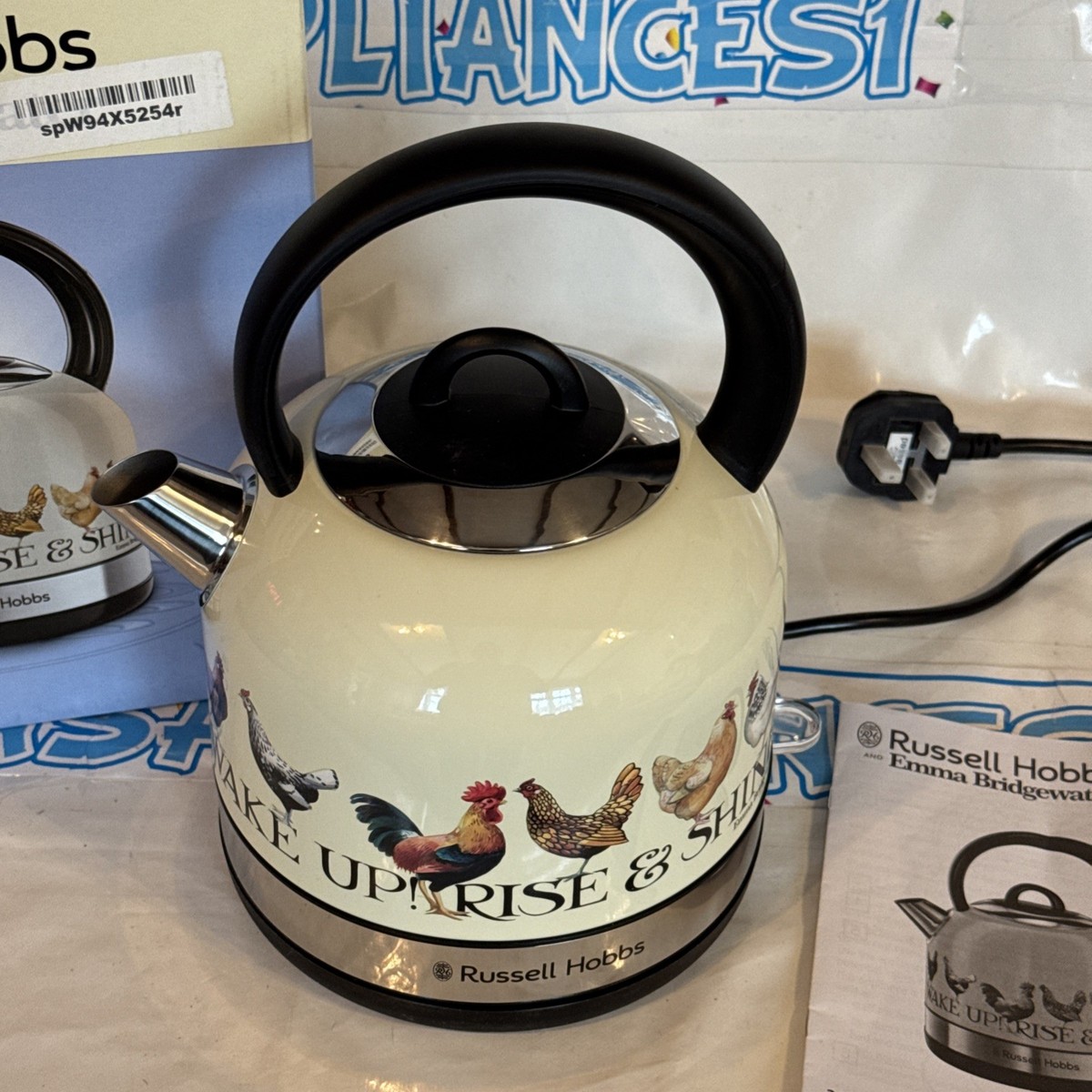 Emma Bridgewater Rise And Shine Kettle RUSSELL HOBBS Emma