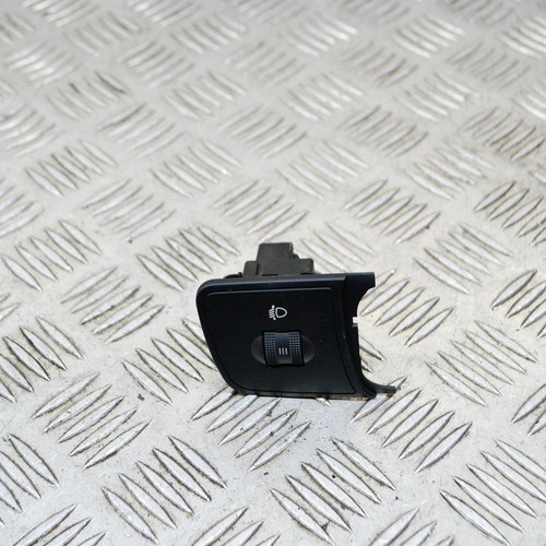 AUDI A6 C7 Schalter Scheinwerferhöhenverstellung 462941301A 2.00 Diesel 2013 RHD