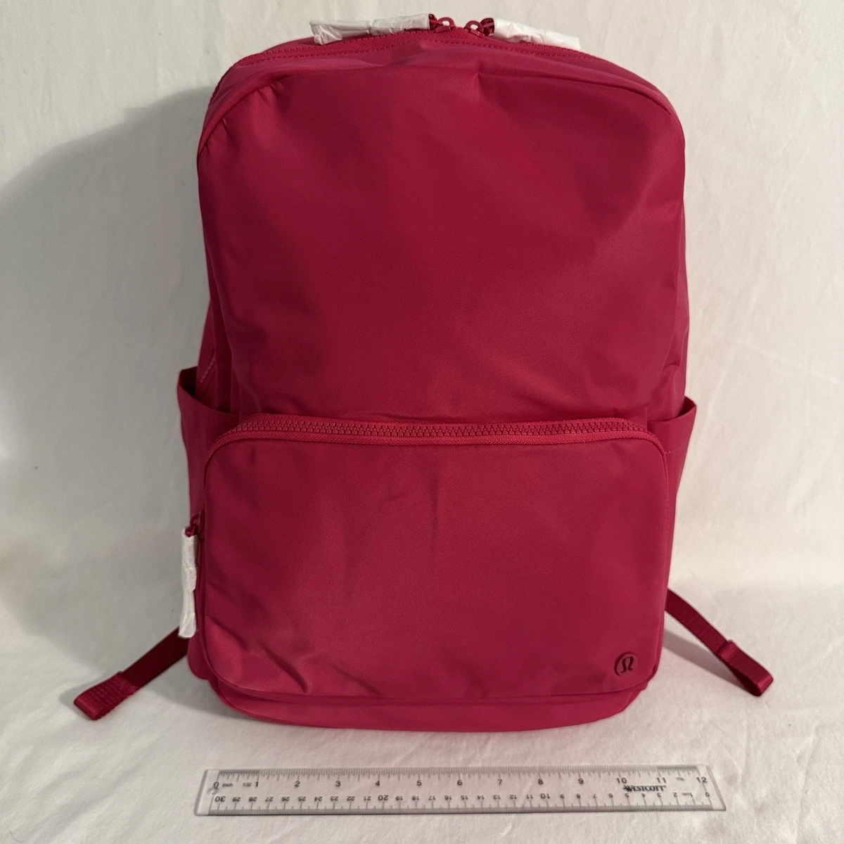 lululemon Everywhere Backpack 22L - Chrysanthemum/Shock Pink NWT LULULEMON EVERYWHERE BACKPACK 22L *METAL | Mercari main image 2