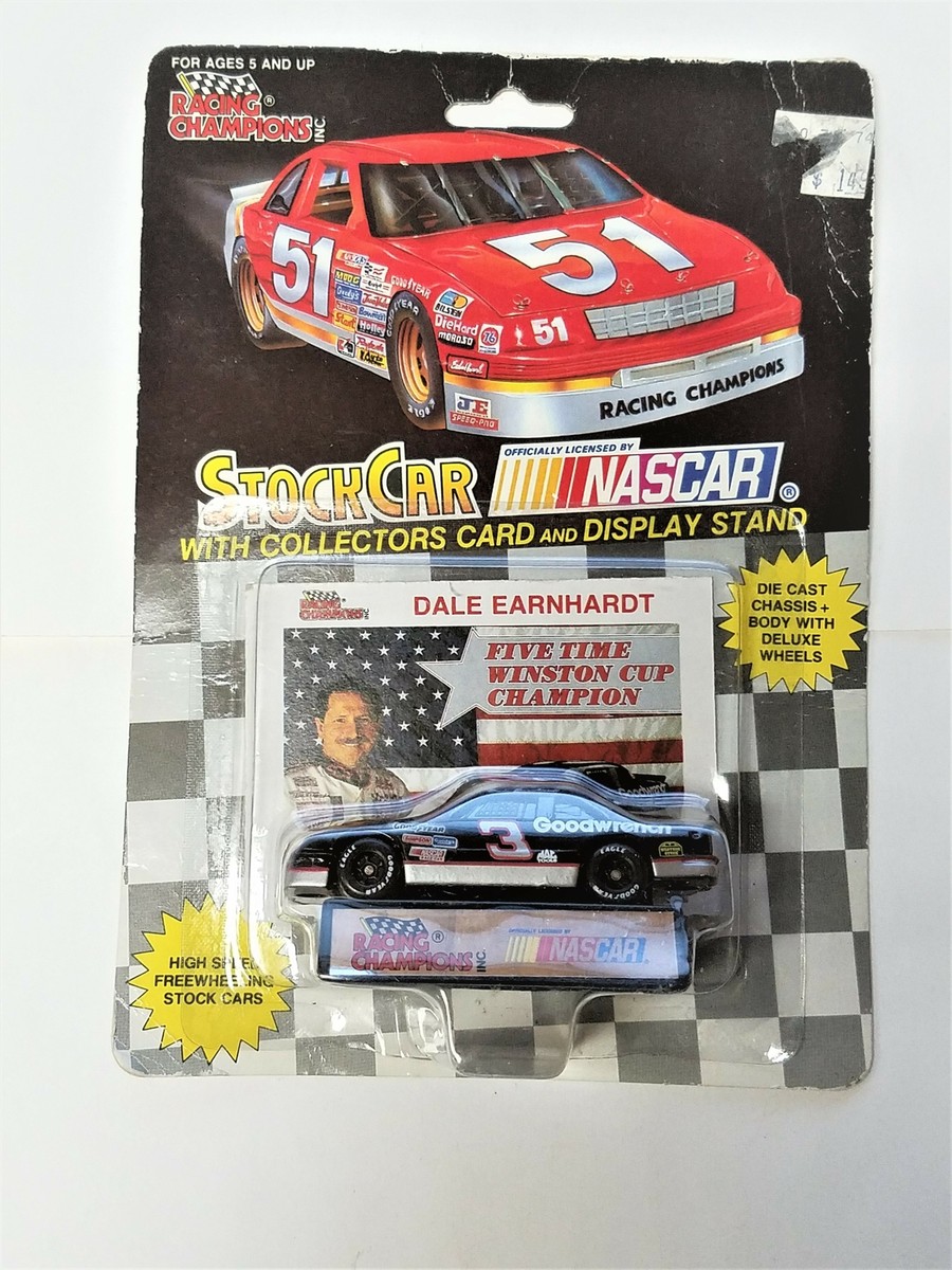 1992 Racing Champions 1:64 #3 Dale Earnhardt/Goodwrench/5-Time