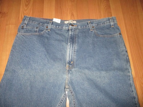 NEW NWT MENS LEVI STRAUSS SIGNATURE REGULAR FIT STRAIGHT LEG JEANS SIZE 42X30 - Picture 2 of 4