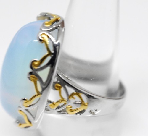 Women's HUGE Cabochon Moonstone Glass Two-Tone 316L Stainless St.Ring Size 9.25 - Picture 3 of 6