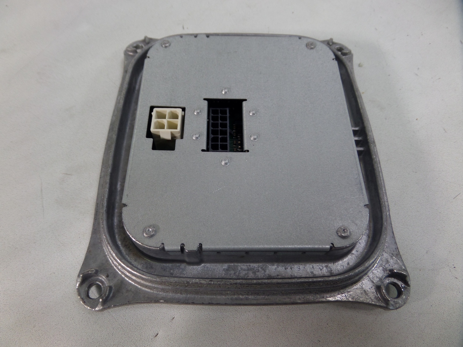 Maserati Quattroporte 2003-2012 Headlight ballast