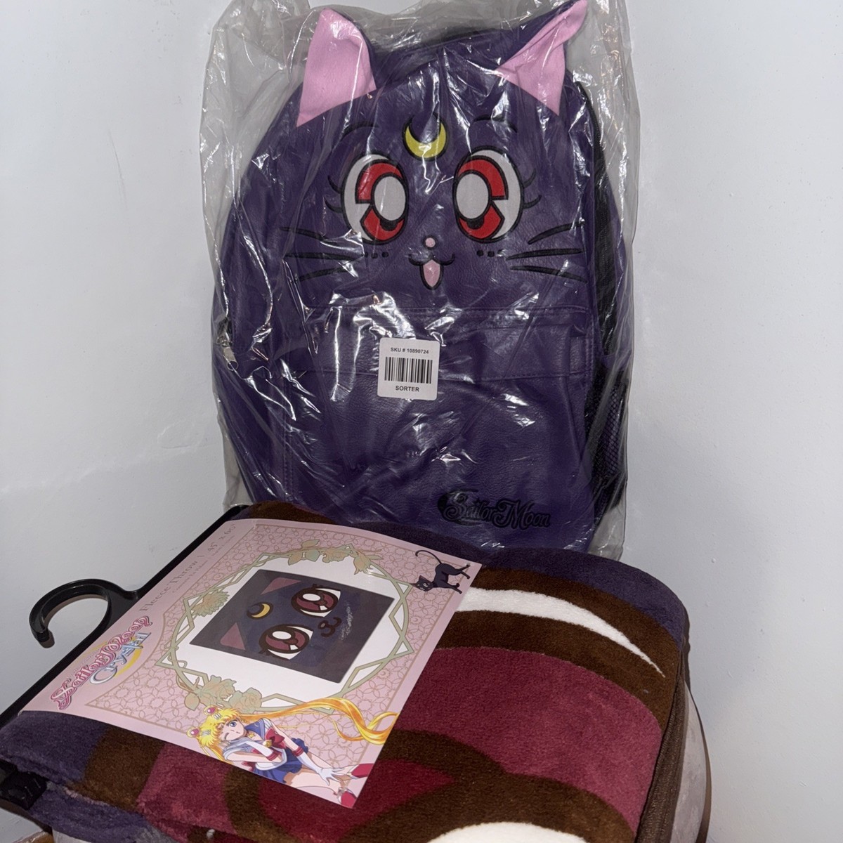 Hot Topic Sailor Moon Luna Blanket And Backpack New | eBay display picture 1