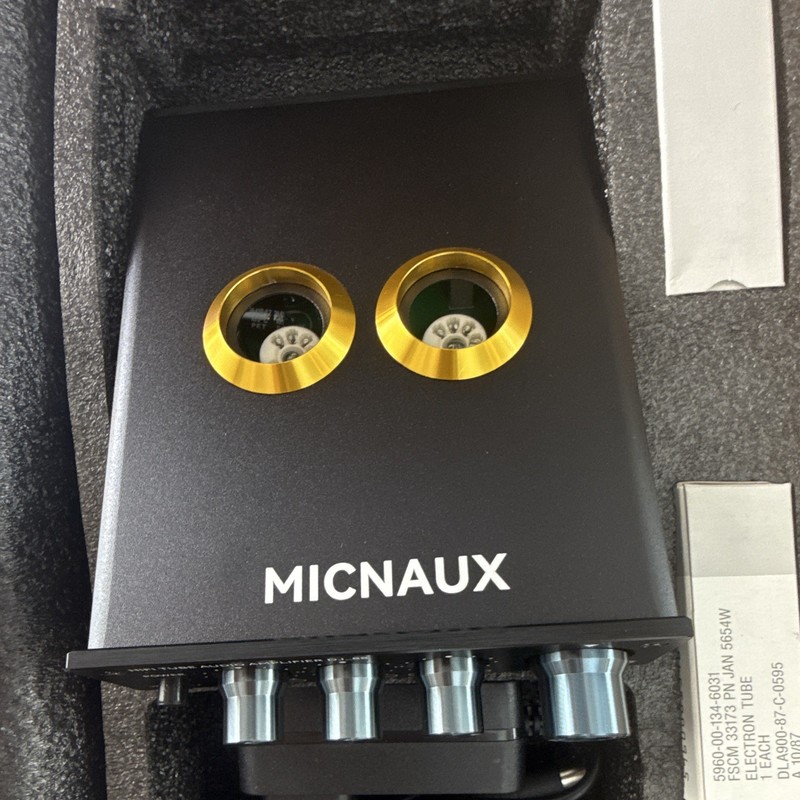 MICNAUX DJ_88 Hi-Fi Tube Amplifier Class A 2Ch Black/Gold RCA In/Out
