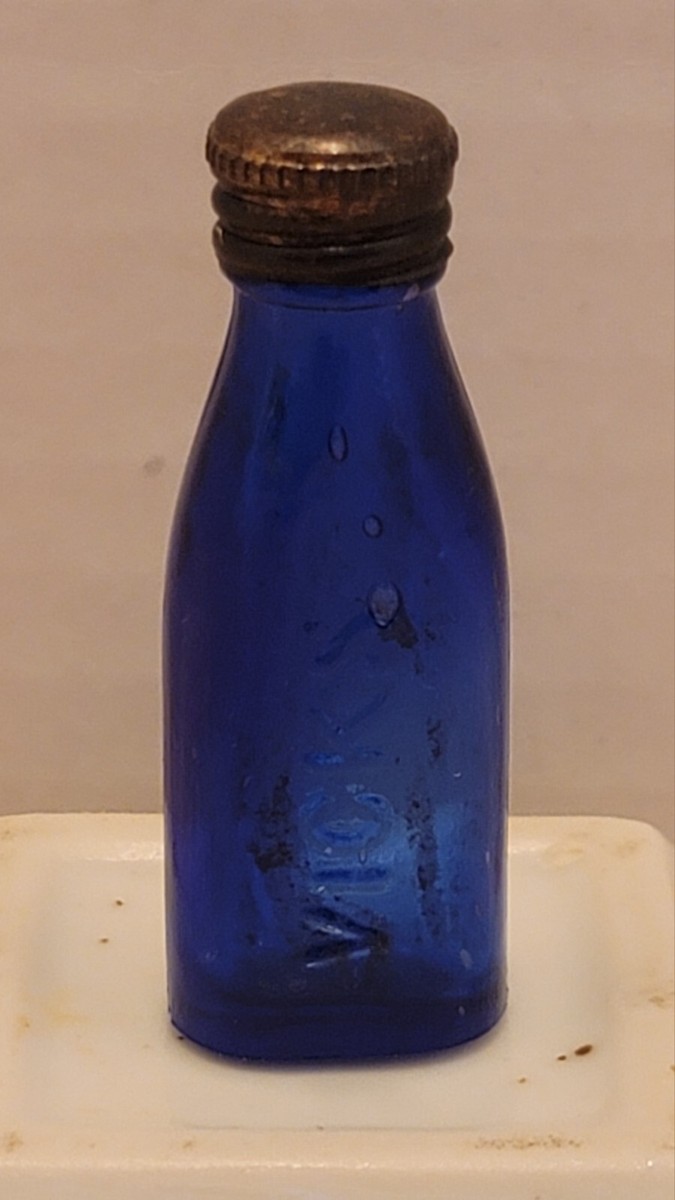 Antique Vintage 1920s Cobalt Blue Vicks Drops Sample Miniature