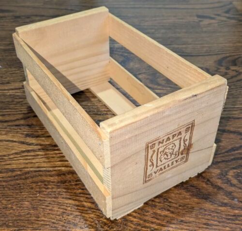 Napa Valley CD DVD Crate Storage Wood Fits 21+ CD Vintage Media Case Protective