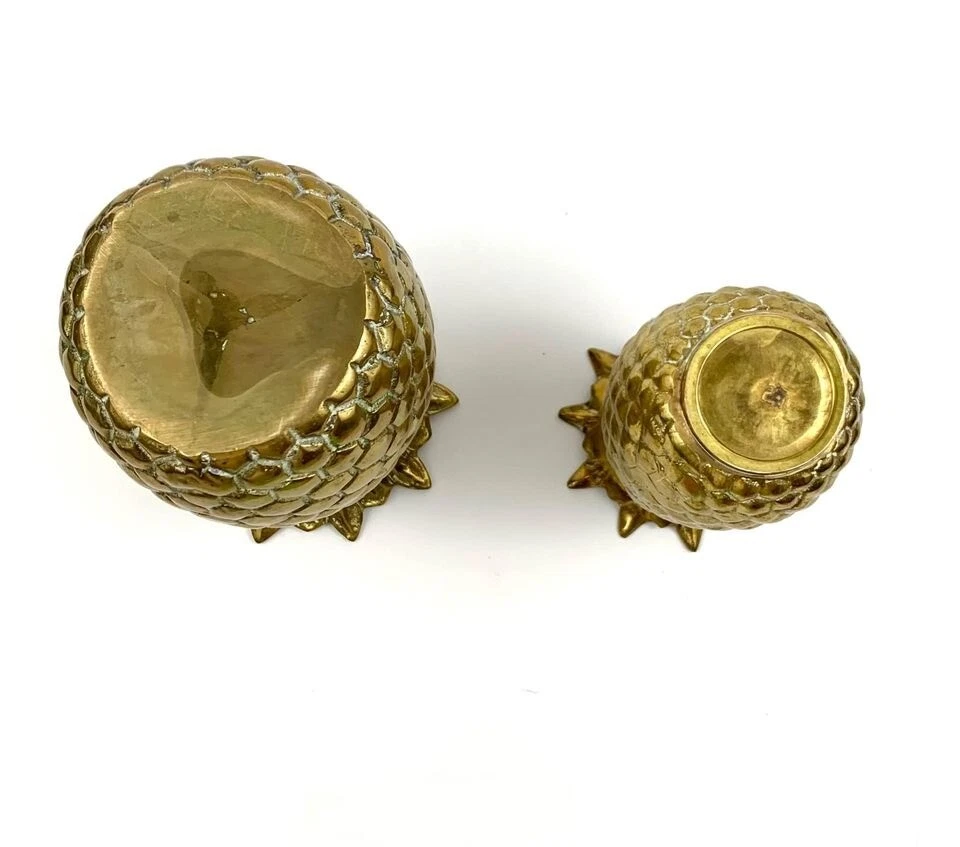 Hermoso par de contenedores de latón vintage con forma de piña Foto 4 de 4