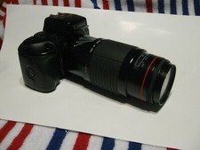 CANON 'EOS-750' w/ SIGMA zoom lense; Beautiful vintage  'see description'