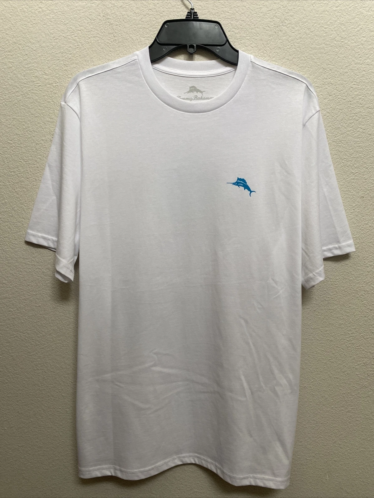 NEW  Tommy Bahama SS Men's T-shirt Medium NWT White Cotton BUMP & RUN print $54