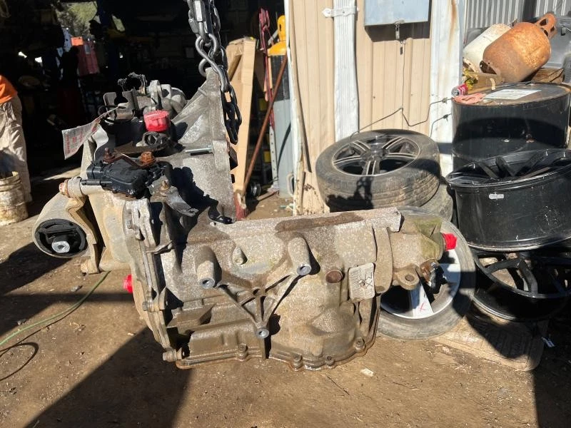 2001 Pontiac Grand Am 3.4L SE Automatic Transmission 3.05 4T45E OEM 89059810 - Image 3 of 4