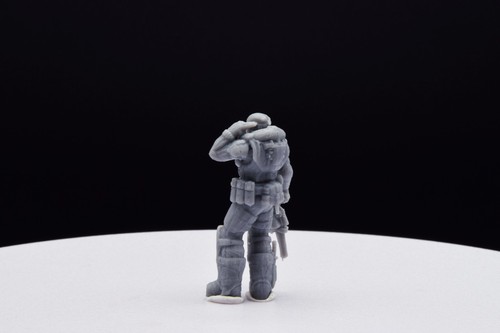 Gears Of War Marcus Fenix Winter Miniature - Resin 3D Printed- Wargame/D&D - Picture 7 of 11