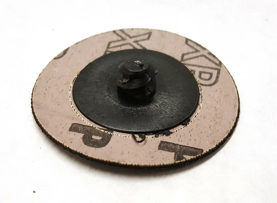 2 inch Quick Change Roll On/Off 36 Grit Locking Aluminum Oxide Discs -50 Pack - Image 4 of 4