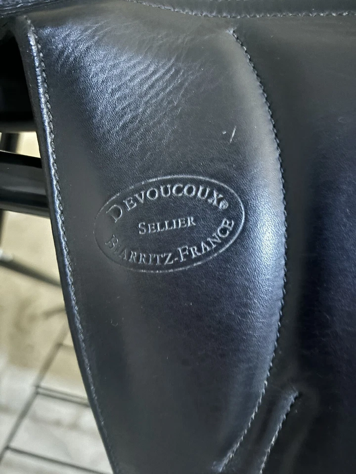 Sillín de doma Devoucoux Makila monoflap arcade normal 17,5 Foto 3 de 4