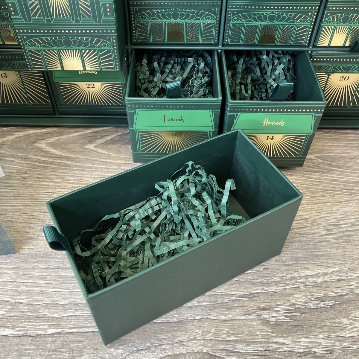 Harrods London Luxury 25 Days Beauty Drawer Advent Calendar
