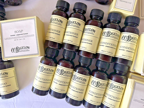 C O Bigelow Lavender - Peppermint Formula Travel Toiletries Hair & Body 61 pcs. - Picture 6 of 11