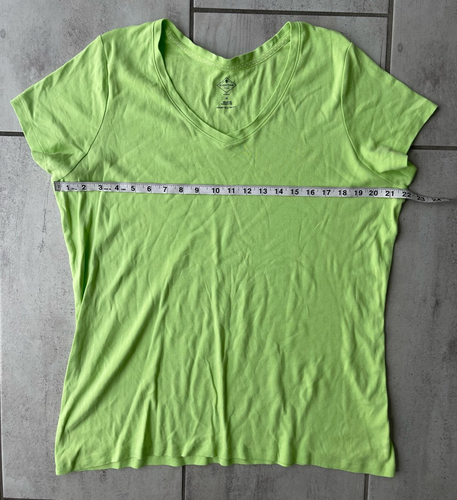 St. Johns Bay Womens T-Shirt Lime Green 