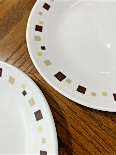 Corelle GEOMETRIC Bread Butter Plates Brown &Tan Squares on Rim 6 3/4" Lot of 3 - Foto 5 di 8