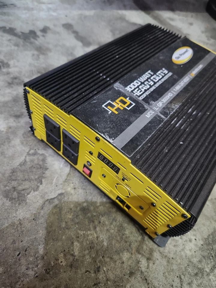 GoPower heavy duty modified sine wave inverter 3000-watts - Image 3 of 4