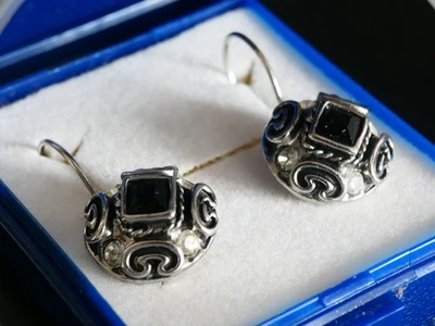 Boucles d'oreilles dormeuses Art Déco - Photo 1/4