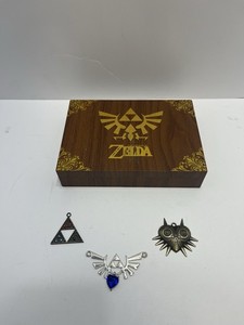 Legend of Zelda Twilight Princess Necklace Set with 3 Charms Nice!!