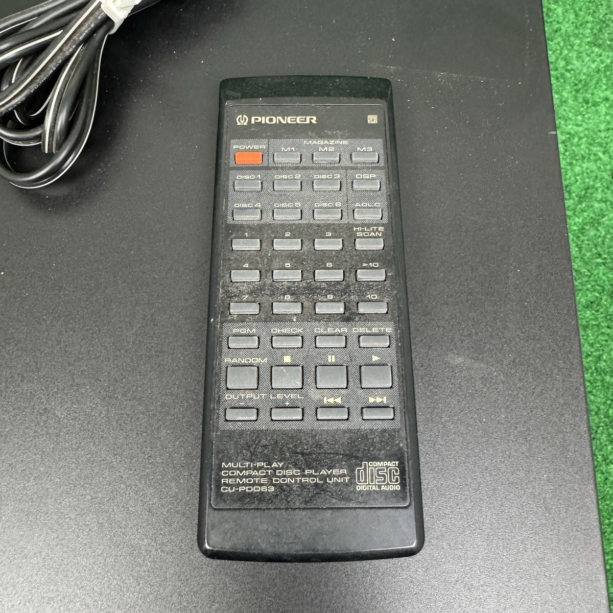 Pioneer PD-TM3 Multi-CD Player 18 Disc Changer Remote Included