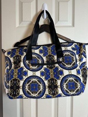 Alice + Olivia White Blue Geometric Duffle Bag Zip Closure Zipper Accent