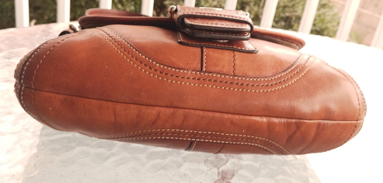 Coach F10188 borsa a tracolla piccola vintage Soho in pelle cognac con cuciture a contrasto