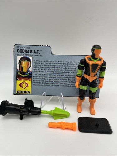 GI JOE COBRA BAT V2 1991 100% COMPLETE WITH CARD ARAH NO CRACKS/PAINT WEAR
