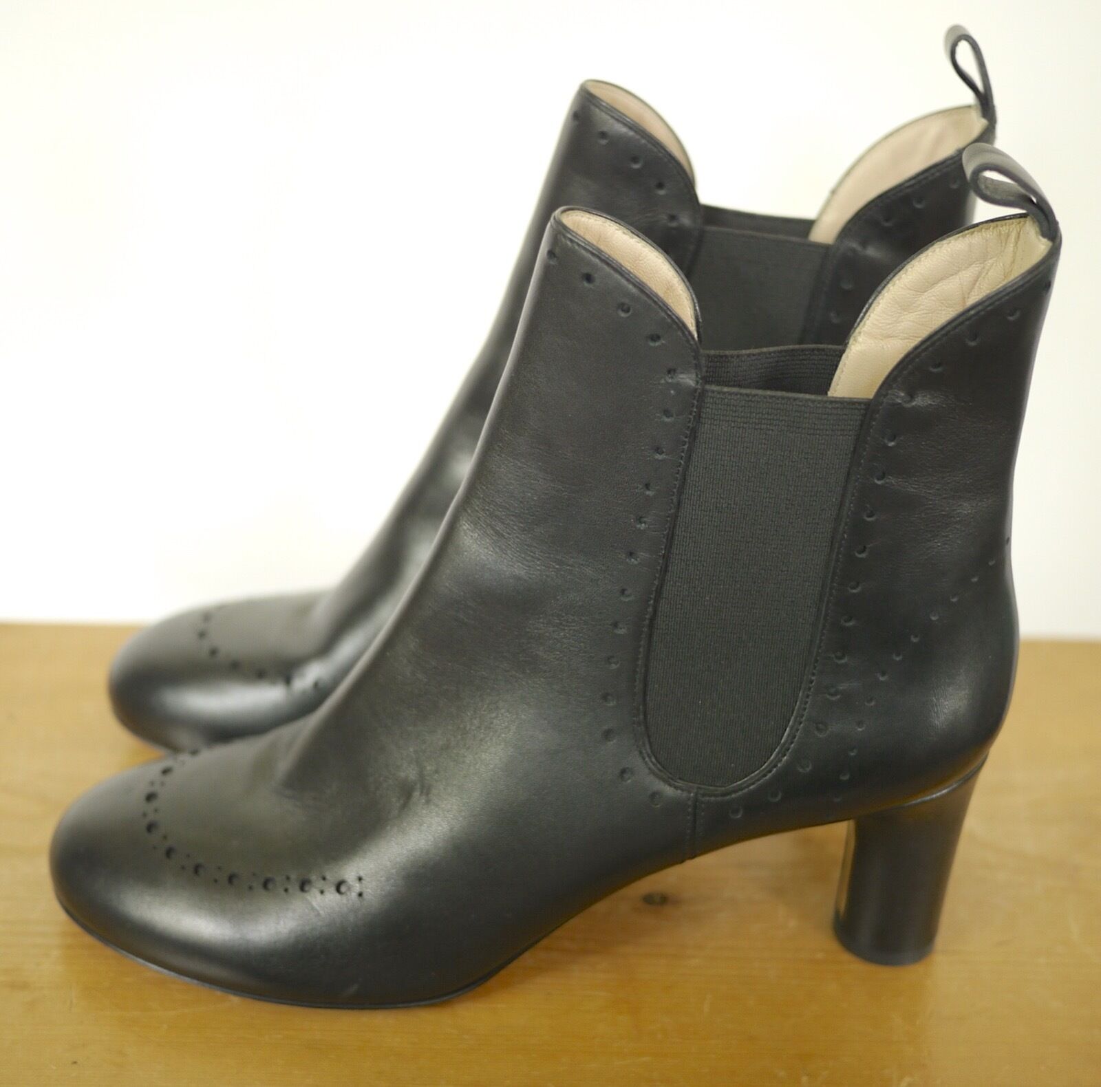 BALLY Italy Black Leather Wingtip Style High Heel Ank… - Gem