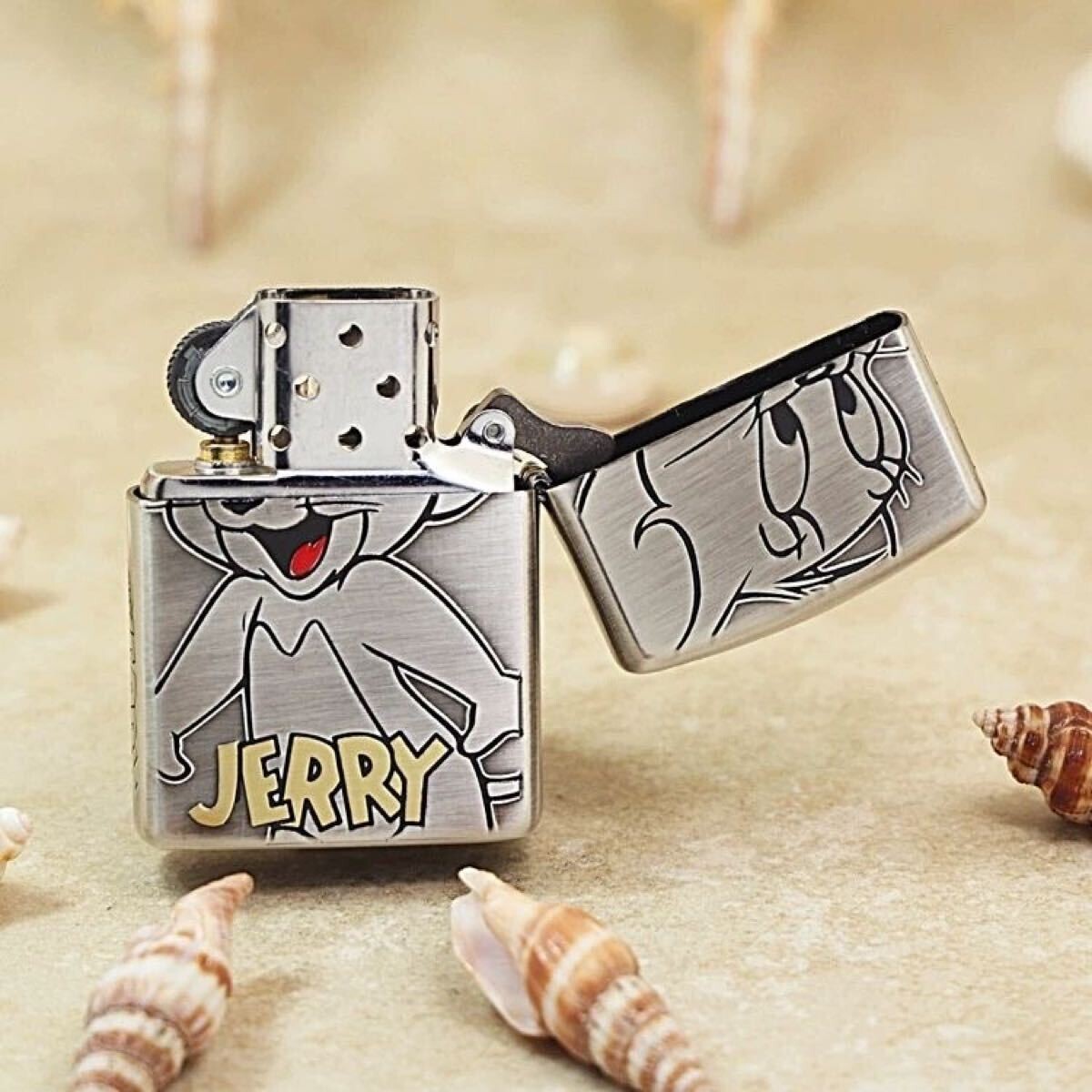 Zippo Tom And Jerry 2 Sided Design Silver Etching Lighter Regular