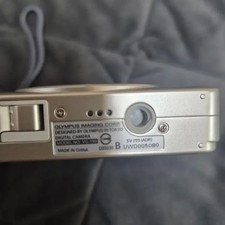 Olympus Stylus VG-190 Digital Compact Camera